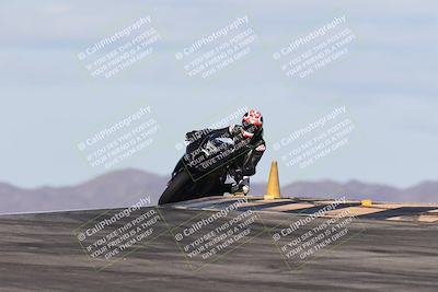 media/Nov-16-2025-Race Pace (Sun) [[8c5fa54630]]/Verified Riders/1-Turns 9 and 10 (925am)/